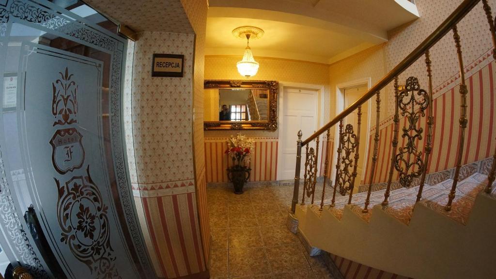 Florian Budget Rooms Krakow Luaran gambar