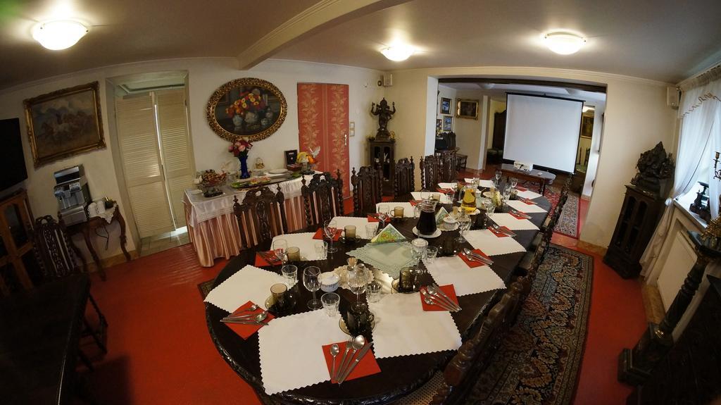 Florian Budget Rooms Krakow Luaran gambar