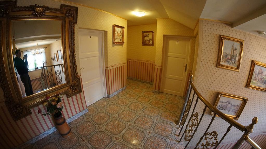 Florian Budget Rooms Krakow Luaran gambar