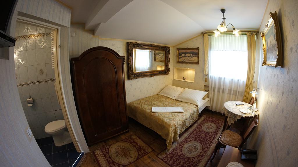 Florian Budget Rooms Krakow Luaran gambar